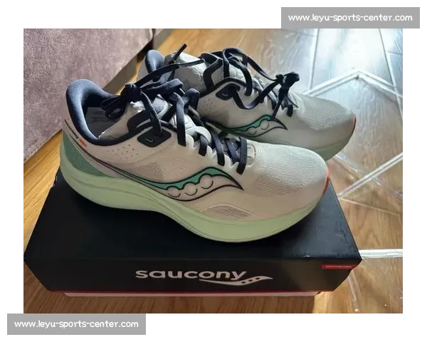 科技重塑赛场：深度解析顶尖跑鞋如何助你打破极限